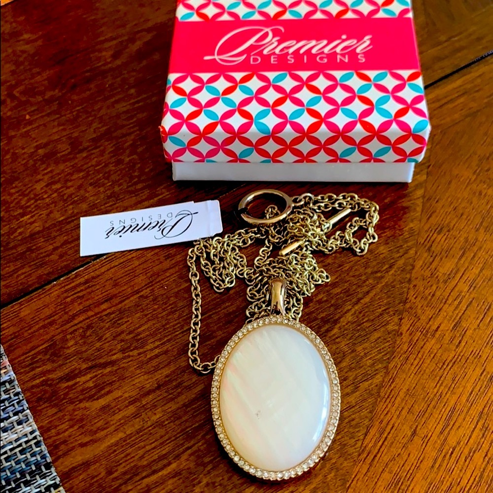 Premier Designs Avery Necklace Can Be Worn 4 Ways